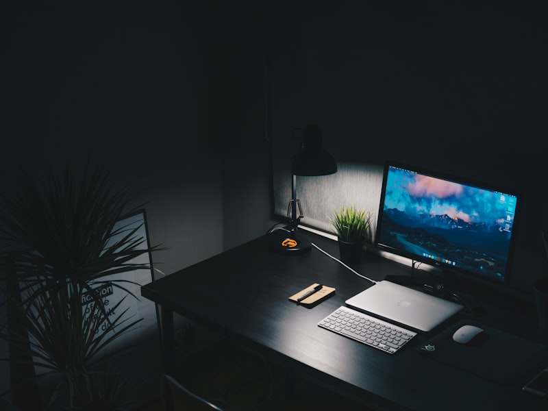 6686体育社区球迷热烈讨论赛事话题的场景